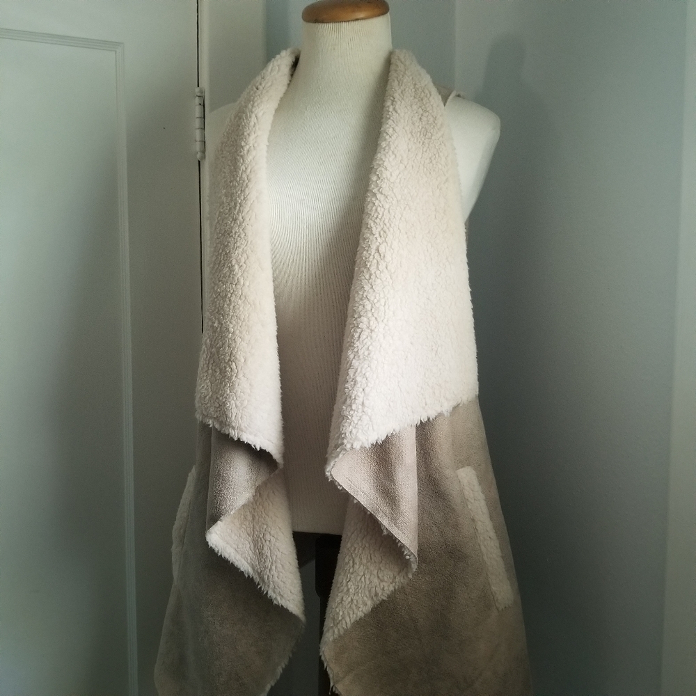 💥 Flowy autumn vest, sz Large, beige